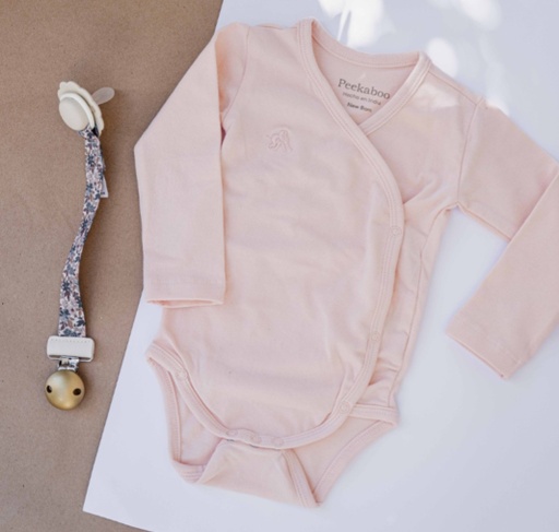 [PKBCRRO-PR] Body Cruzado Rosa Pre Peekaboo