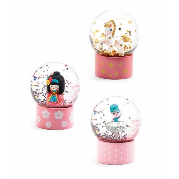 Snowglobes (Unicornio, Geisha o Bailarina) Little Big Room B